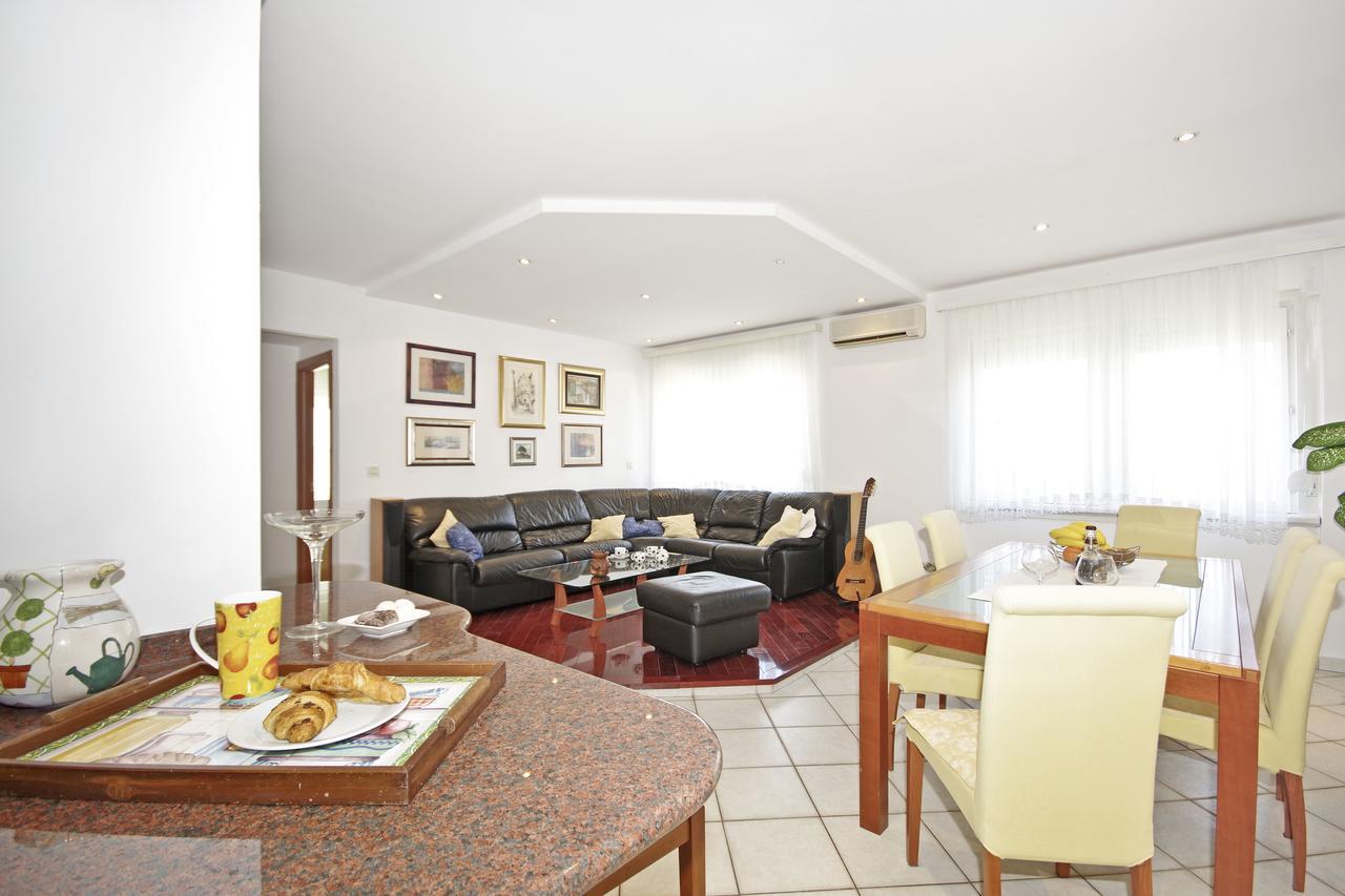 D & J Apartment 스플리트 외부 사진